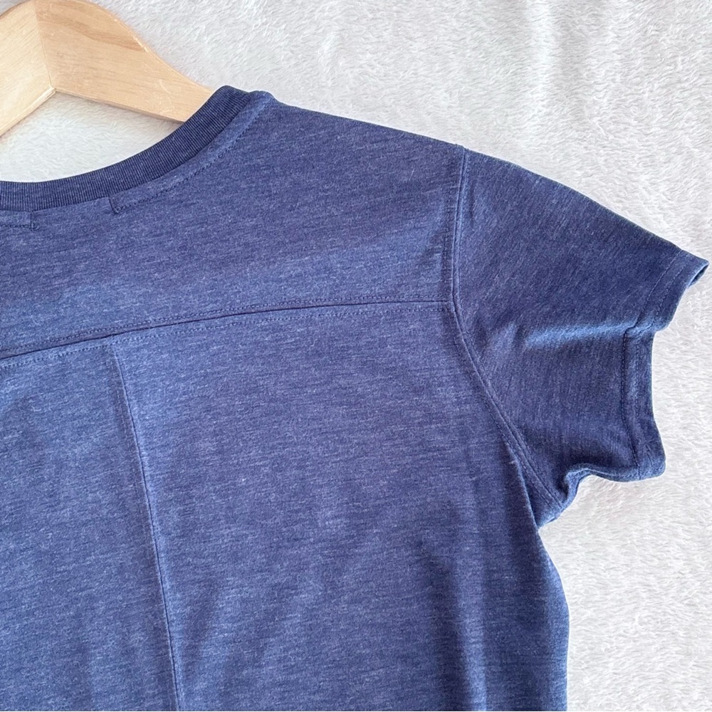 Brooks Running Distance Graphic TShirt Size XS NEW Short Sleeves Heather Navy - Picture 8 of 11